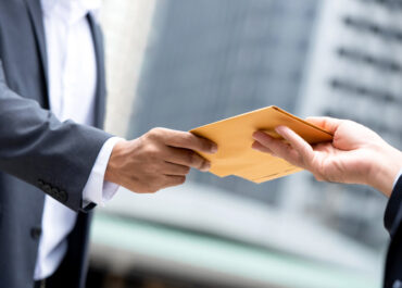 What to do if you are Served Papers in a Business Lawsuit