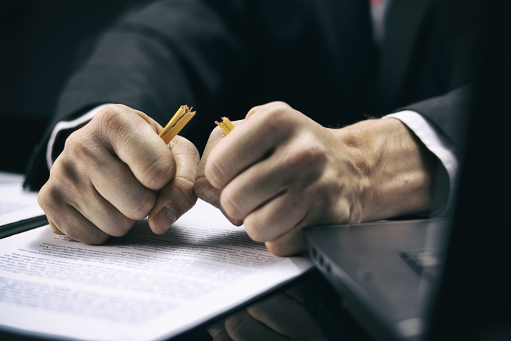 Resolve a Contract Dispute Without Business Litigation - Proven Attorneys